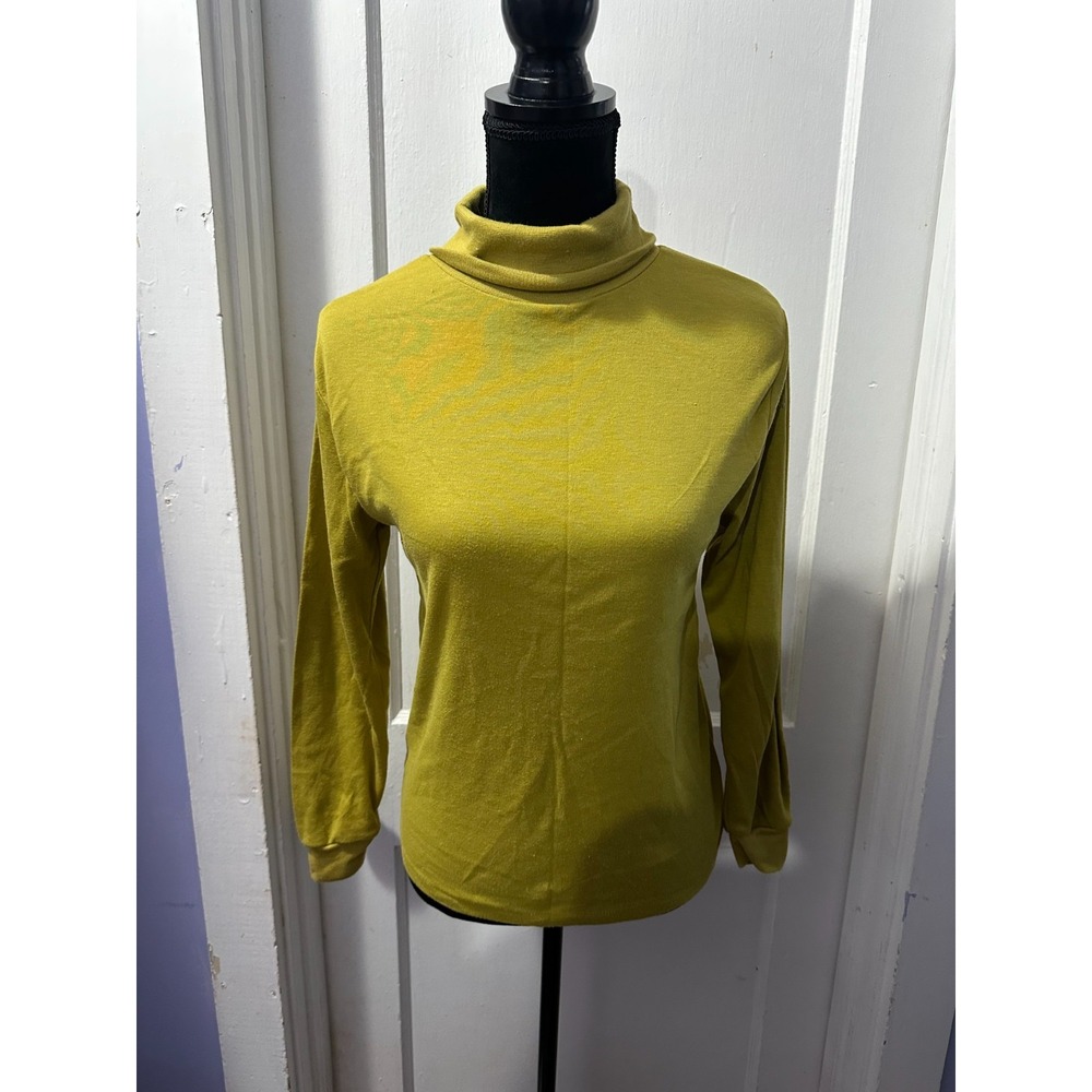 Vintage CSL Cherry Stix Ltd Yellow Long Sleeve Turtleneck in‎ L